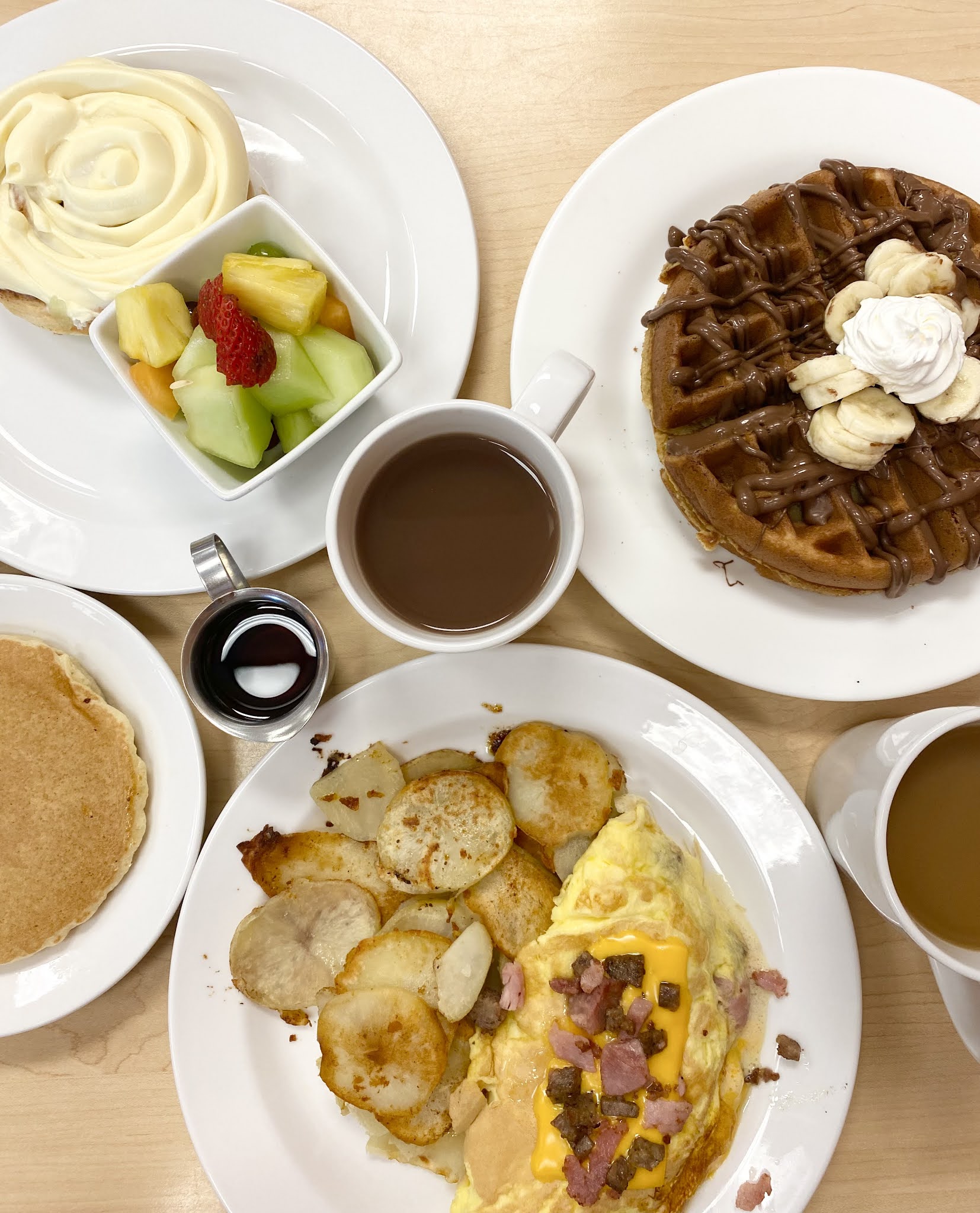 New DineIn Breakfast Features at HyVee Ally's Sweet & Savory Eats
