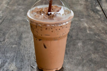 Healthy Iced Coffee Protein Shake Recipe for Weight Loss #drinks #lowcarb