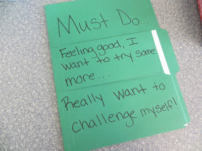 Looking for a DIY tool to differentiate instruction for elementary students? Check out this simple idea: differentiation folders!