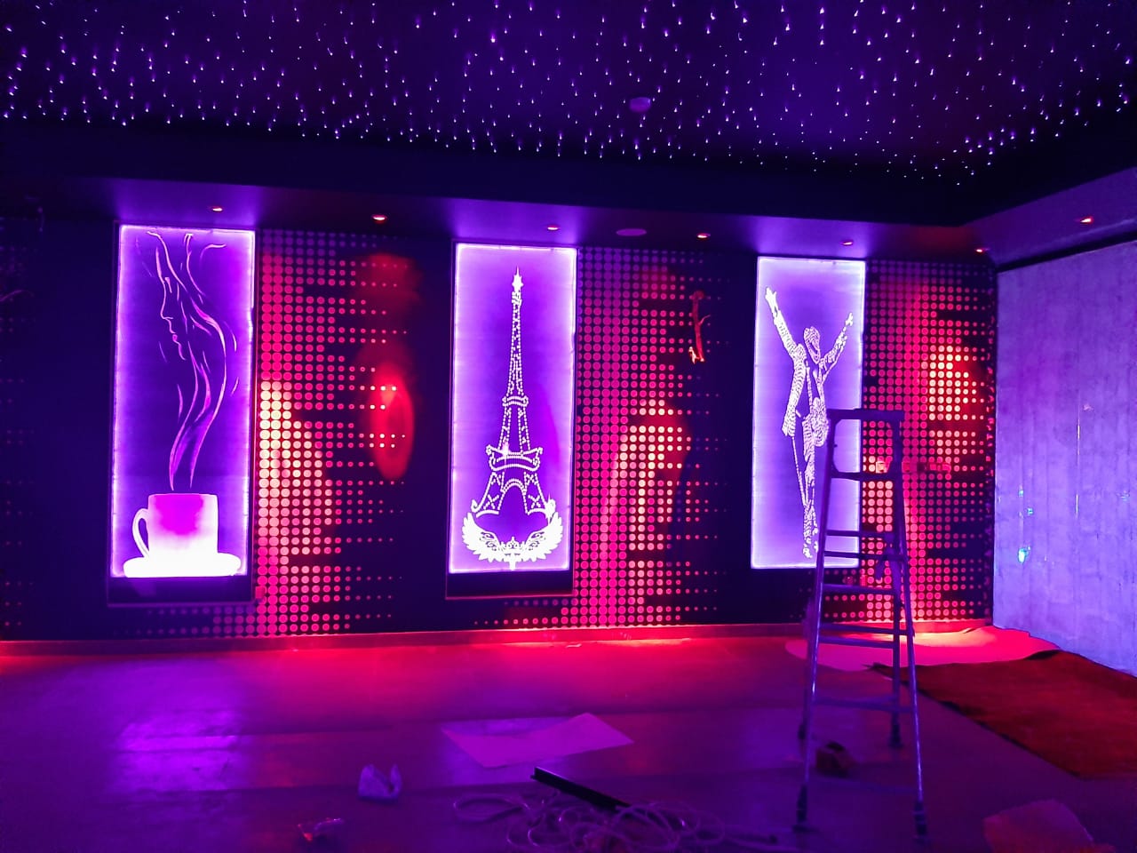 مصمم الياف روز ولوحات مضيئة بالرياض 0536936891 تركيب الياف ضوئية اسقف و مصمم الياف روز ولوحات مضيئة بالرياض 0536936891 تركيب الياف ضوئية اسقف و