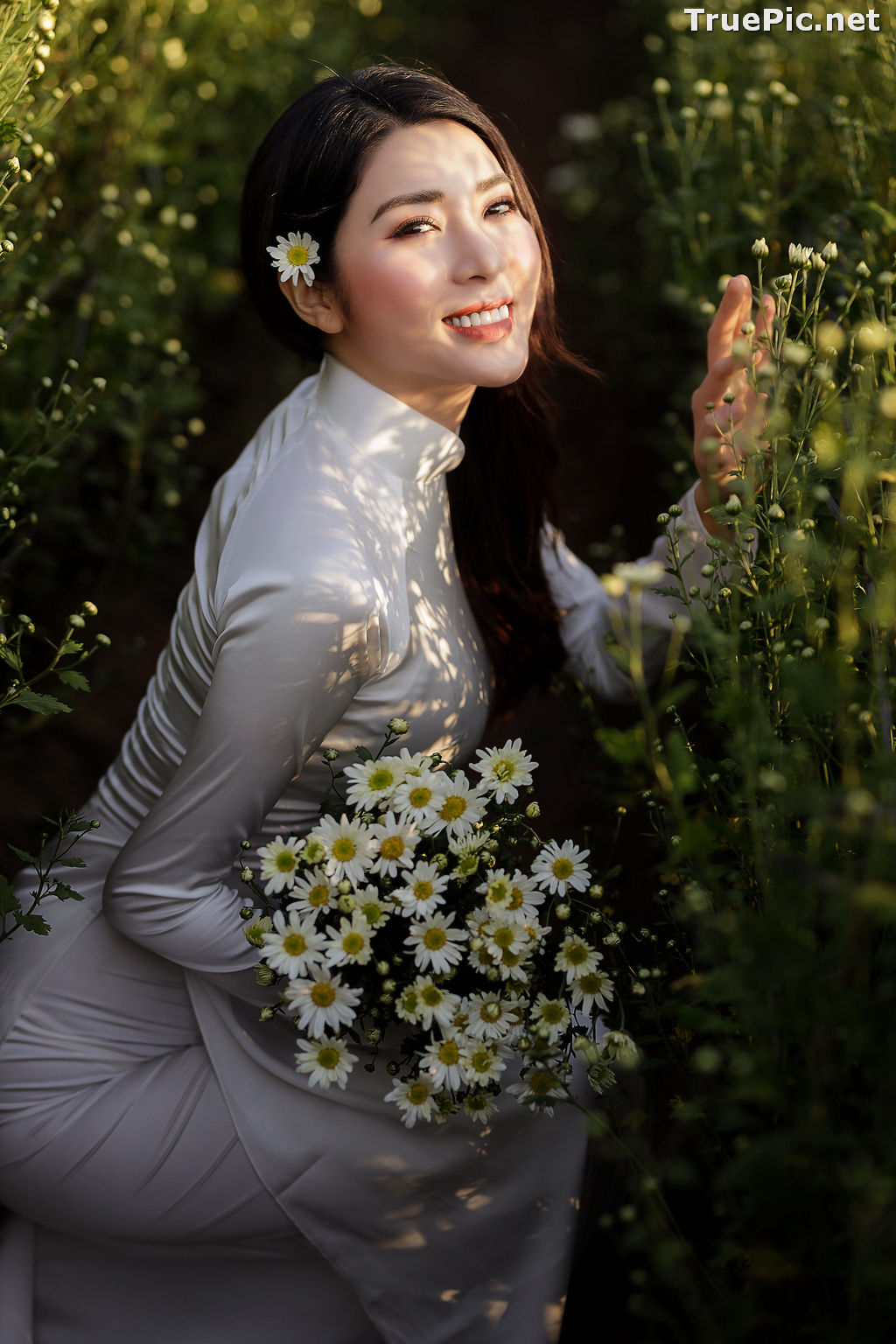 Image The Beauty of Vietnamese Girls with Traditional Dress (Ao Dai) #5 - TruePic.net - Picture-19