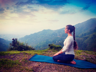 Vajrasana वज्रासन Yoga Asana-10 Amazing Yoga Poses That Will Help You Stay In Shape Your Body And Healthy Fitness