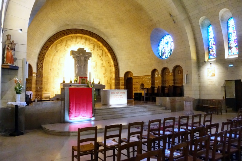Paris Eglise NotreDame des Otages, architecture Art déco et souvenir tragique de la Commune Paris Eglise NotreDame des Otages, architecture Art déco et souvenir tragique de la Commune