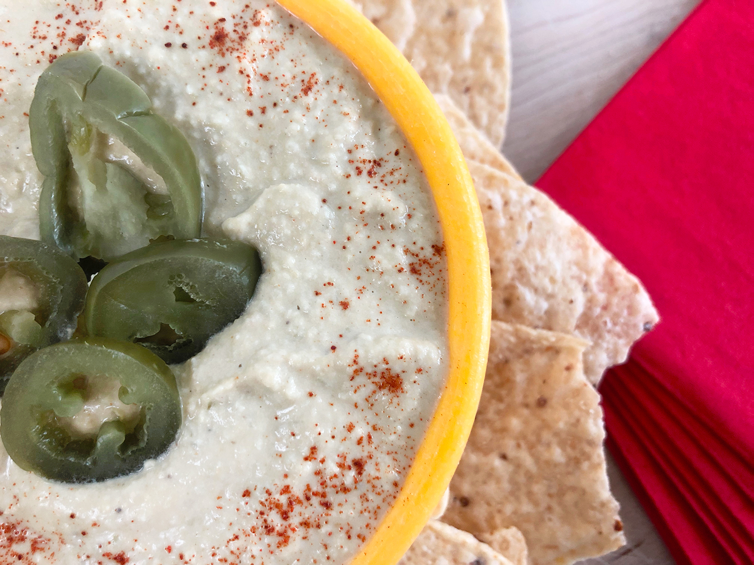 Southern Mom Loves: Spicy Jalapeño Hummus Recipe