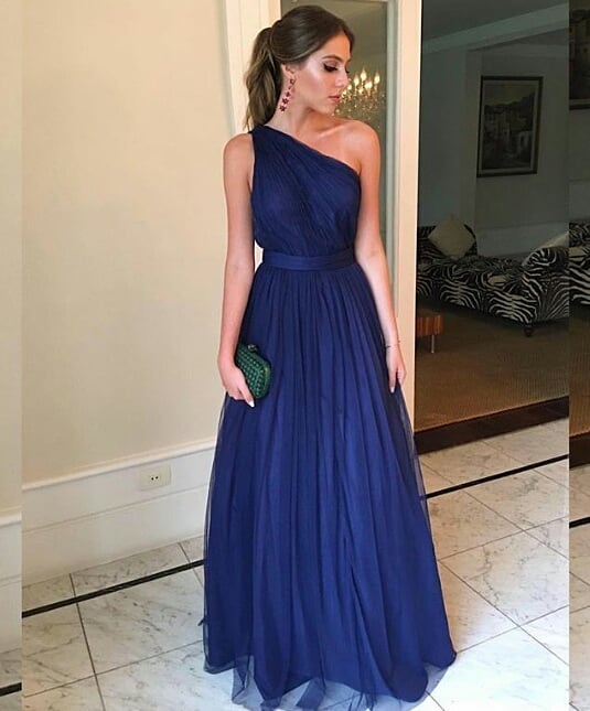 فساتين سهرة قمة الأناقة طويلة ومناسبة 2020 مجلة نانو الترفيهية