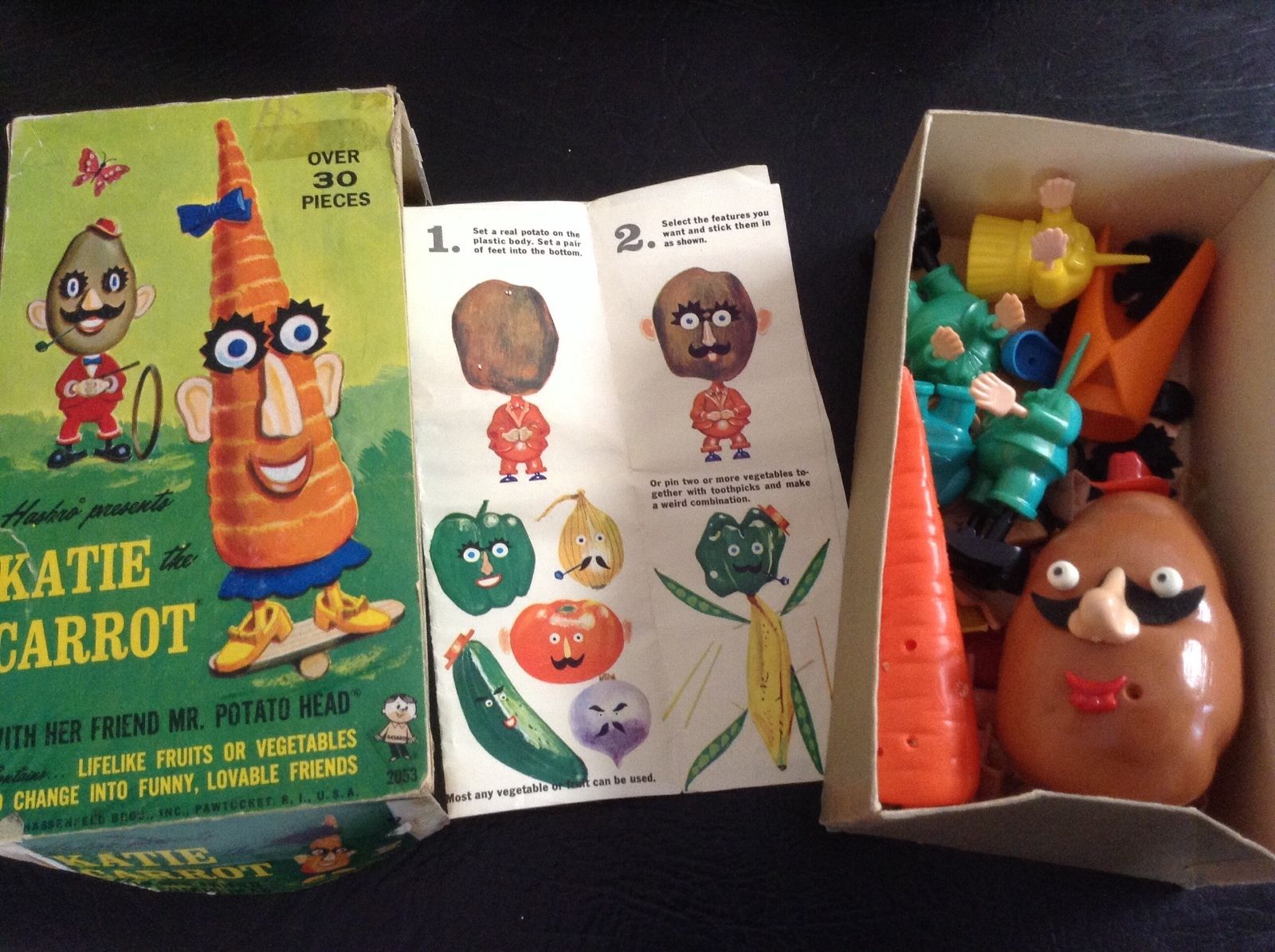 Pop '66! Katie Carrot and Frankie Frank Mr. Potato Head toys