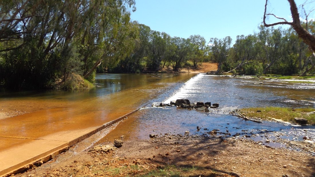 Living the Dream in Oz: Mataranka to Borroloola (via Roper Bar and ...