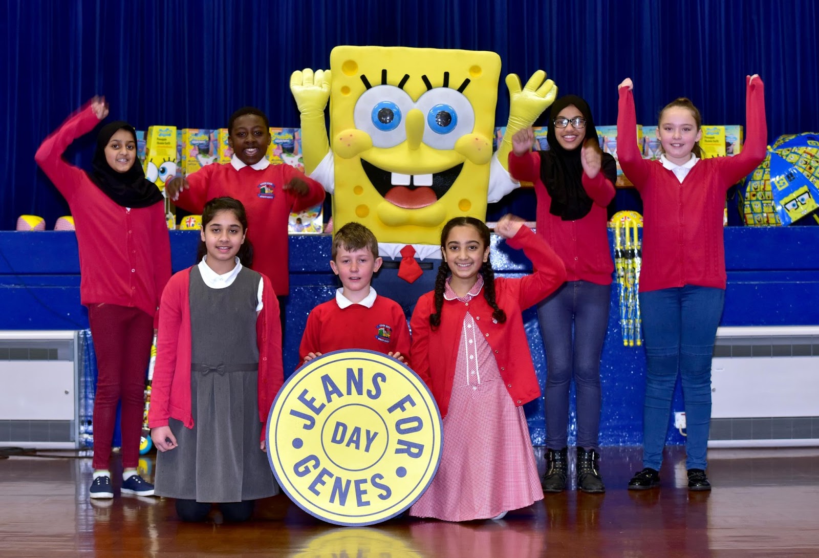 NickALive! Manchurian Pupils Soak Up the Fun with SpongeBob
