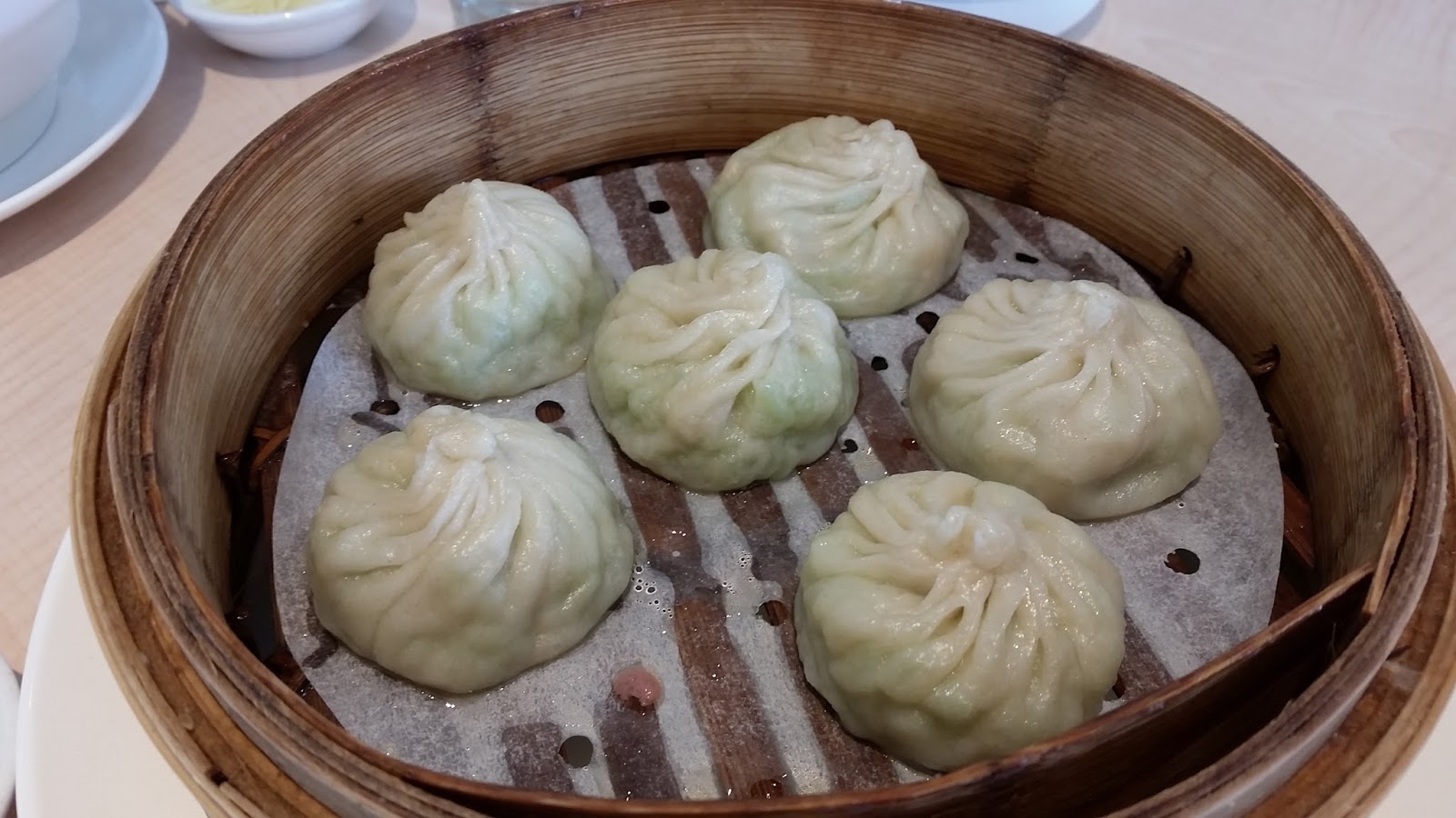 Food Education: How to Eat Xiao Long Bao (XLB, Soup Dumpling) in 3