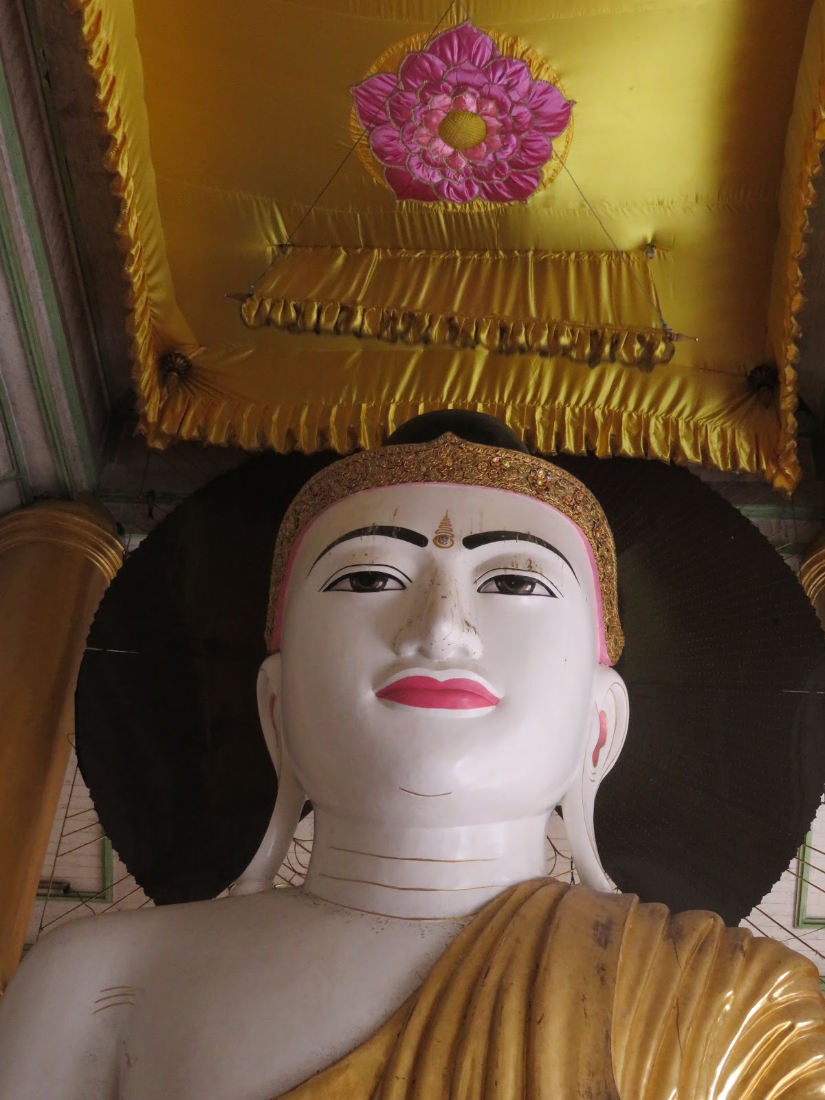 Kee Hua Chee Live!: PART 2---SHWEDAGON GOLDEN PAGODA IN YANGON, MYANMAR ...
