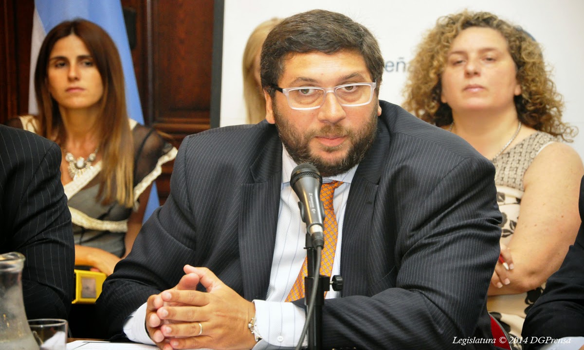 Dr. Juan Manuel Olmos