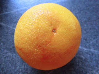 Saftiger Orangen-Marzipan-Kuchen 