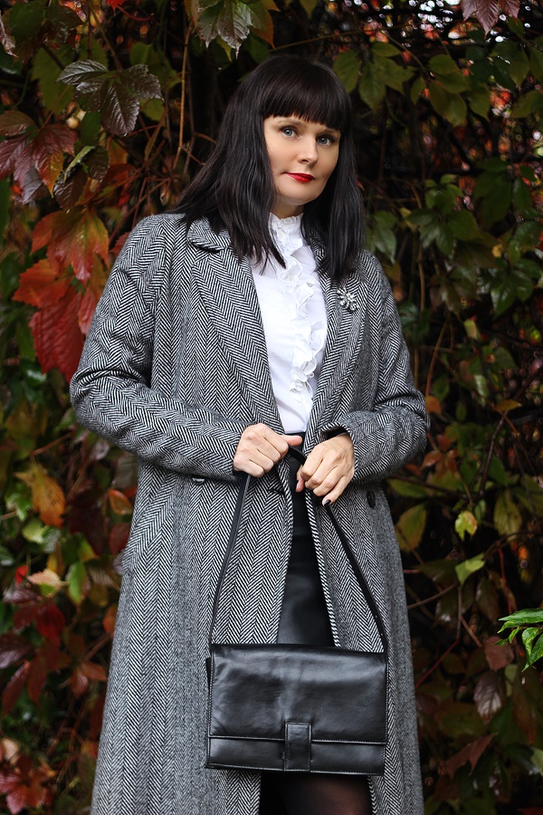 autumn-coat-brooch.JPG