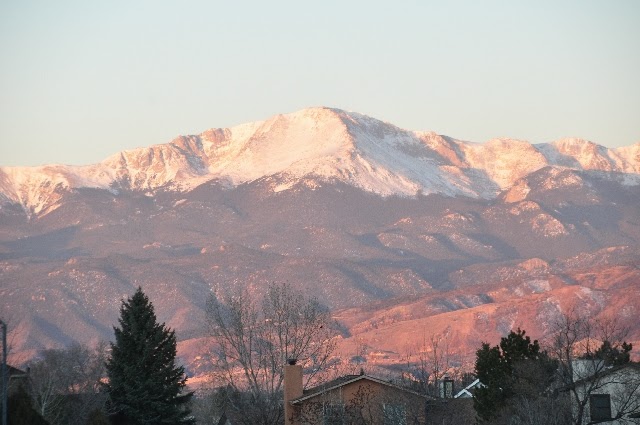 Pikes Peak visitingcoloradosprings.filminspector.com