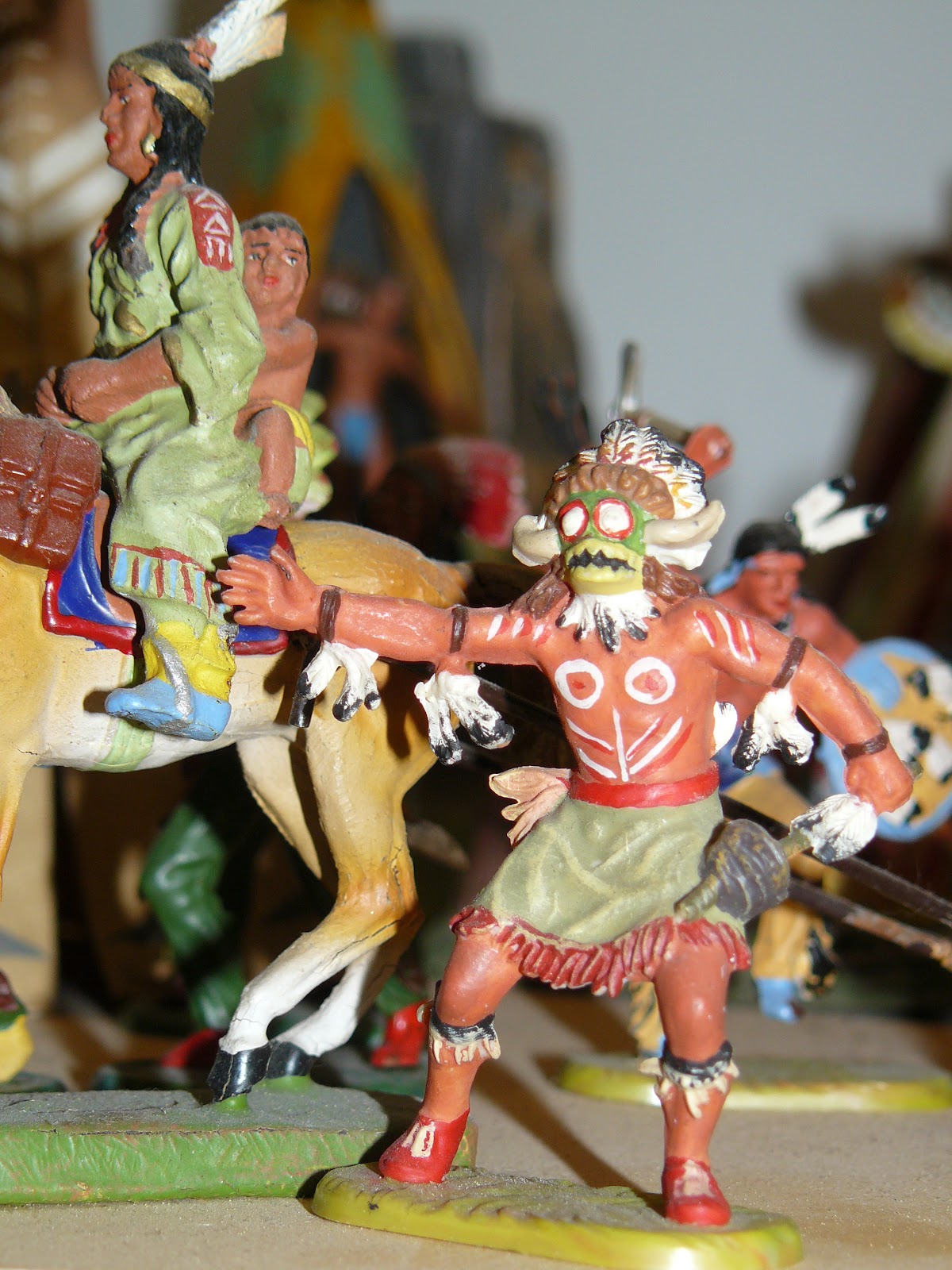 DIORAMA SOLDATS ELASTOLIN durso lineol far west cow boy indiens EUR 2.750,00 - FR