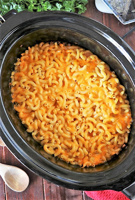 Crock Pot Macaroni & Cheese Image