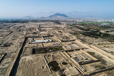 Vista aérea del sitio arqueológico de Chan Chan, en Perú.