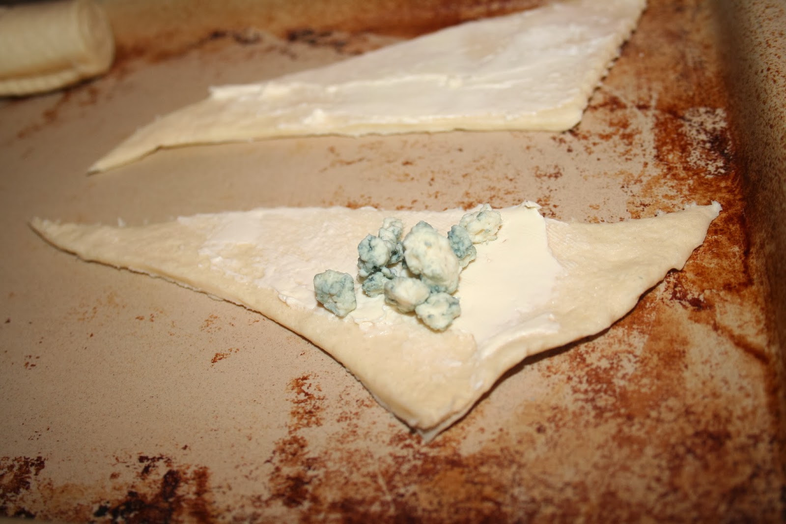 NOVA Frugal Family Blue Cheese Crescent Rolls