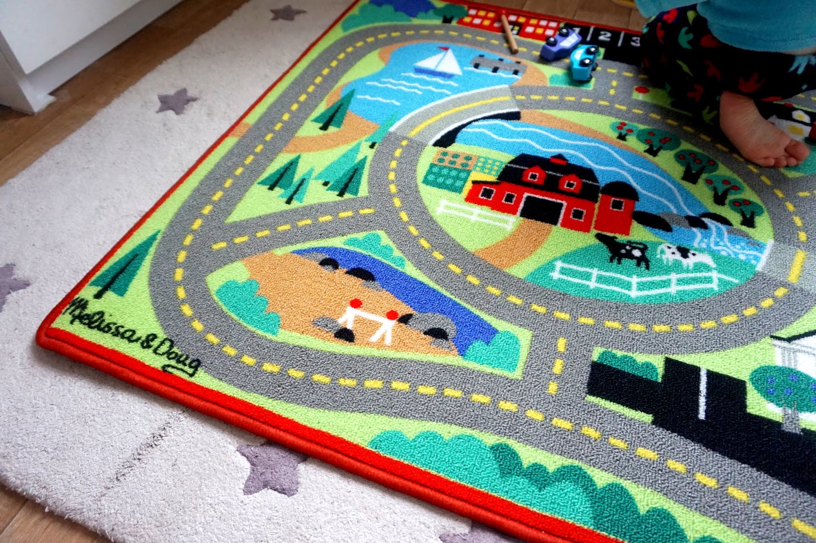 melissa and doug around the town rug