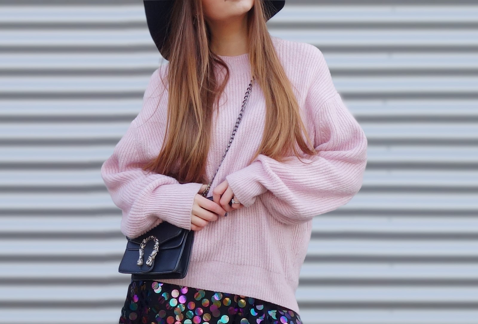 Outfit Rosa Oversized Pullover Pailletten Kleid Overknees Oh Anne