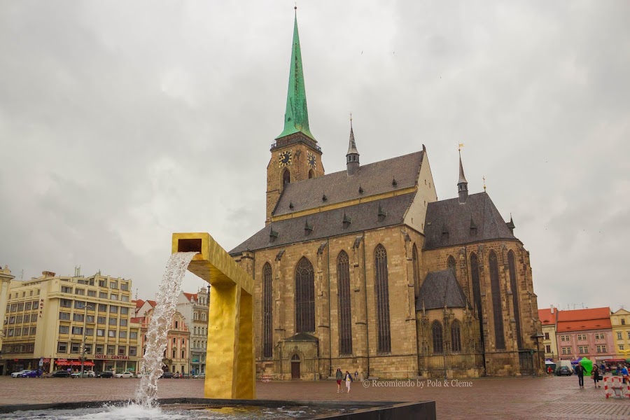 Catedral de San Bartolomé, Pilsen www.recomiendoblog.com foto con copyright autor Pola de RECOMIENDO BY POLA & CLEME