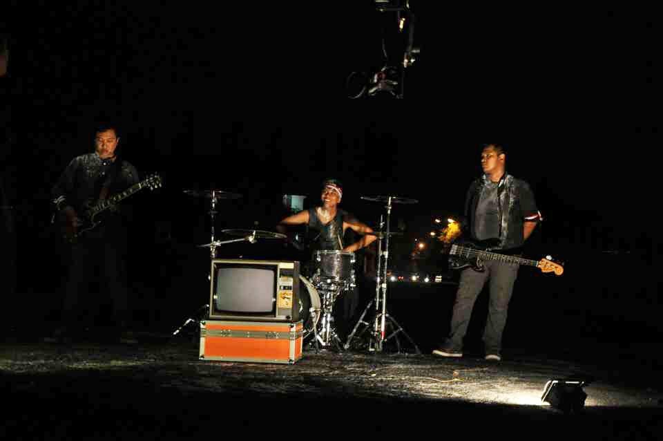 Group Band “Scared of Bums” Usung Album Perdamaian