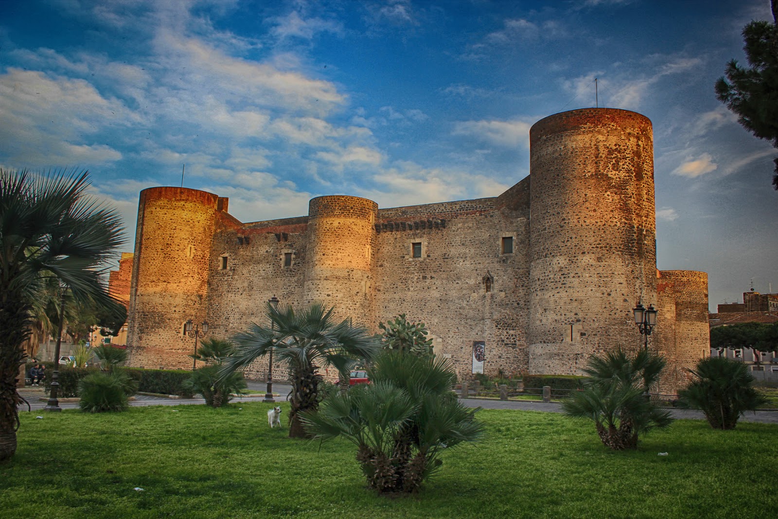 Замок урсино италия