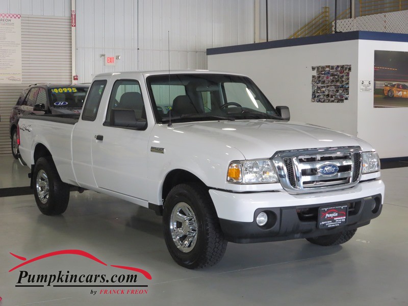 BEAUTIFUL 09 FORD RANGER!