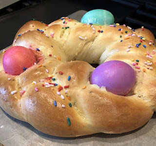 INTERNATIONAL:  Bread of the Week 66:  Easter Brea...