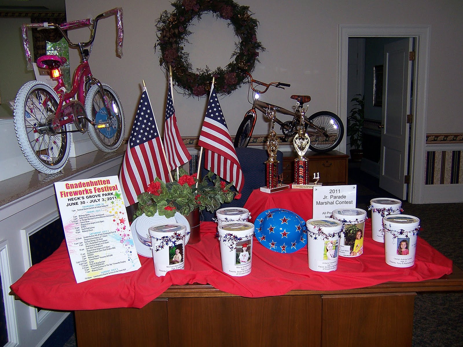 Gnadenhutten Fireworks Festival 2011 Jr. Parade Marshal Contest