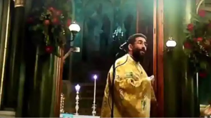 Ιερέας: «Φορέστε μάσκα ή περάστε έξω – Αλλιώς φωνάζω αστυνομία» (vid) Ιερέας: «Φορέστε μάσκα ή περάστε έξω – Αλλιώς φωνάζω αστυνομία» (vid)