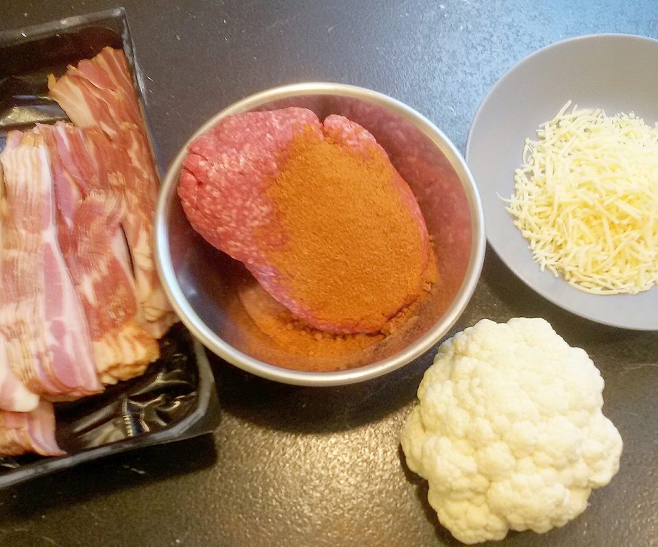 Ollis Grillabenteuer: Blumenkohl Bombe / Blumenkohl im Hackmantel vom Grill Ollis Grillabenteuer: Blumenkohl Bombe / Blumenkohl im Hackmantel vom Grill