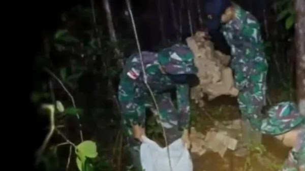 Batalyon TNI Penangkap Gembong PKI Temukan Jejak di Hutan Kalimantan