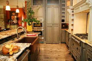 tuscan kitchen cabinets picture