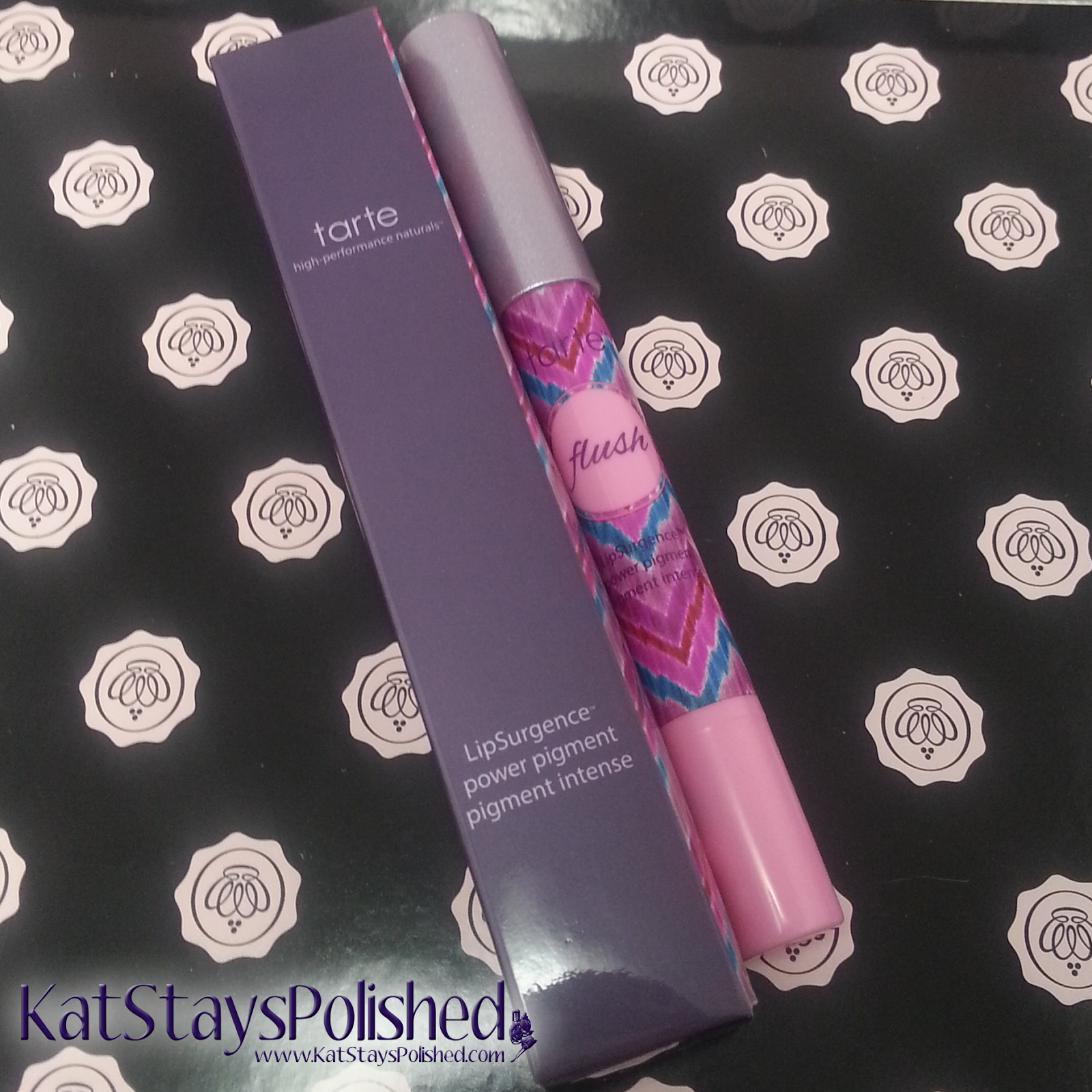 Glossybox October 2014 - Tarte Cosmetics: Power Pigment in Flush | Kat Stays Polished