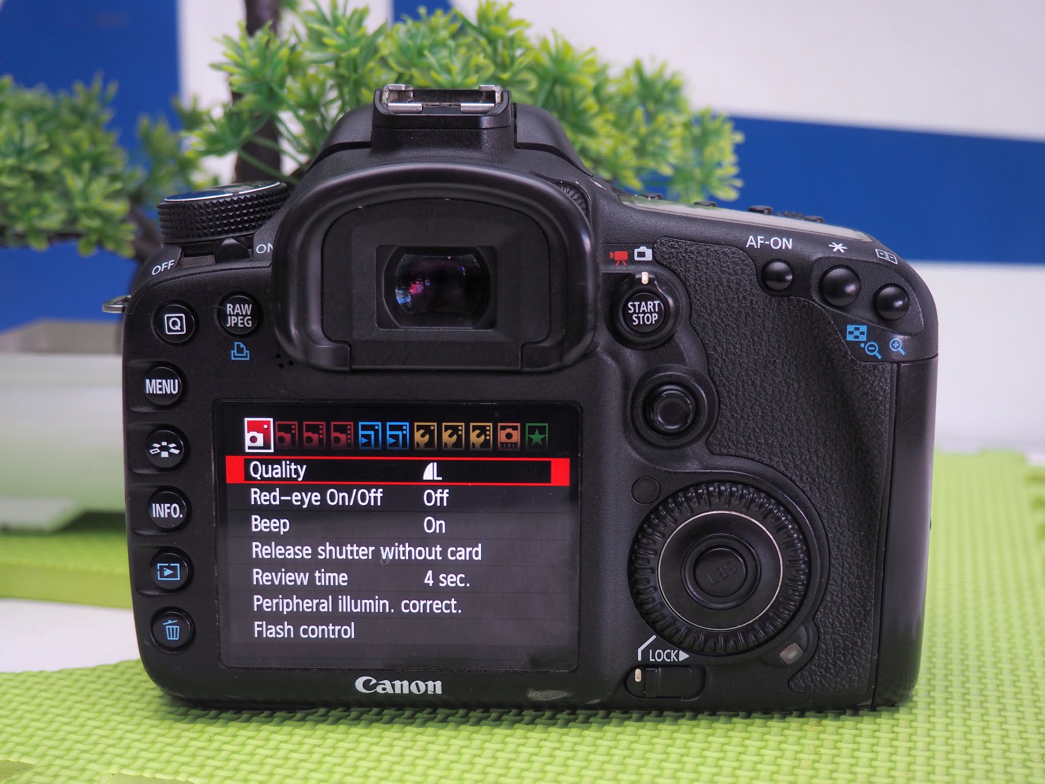 Jual Canon EOS 7D Kamera DSLR Second Jual Beli Laptop Second dan