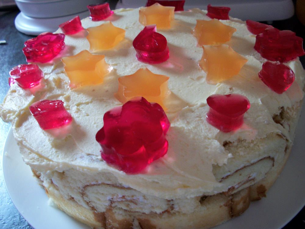 A Kiss of Cookies Jelly & Ice Cream Cake