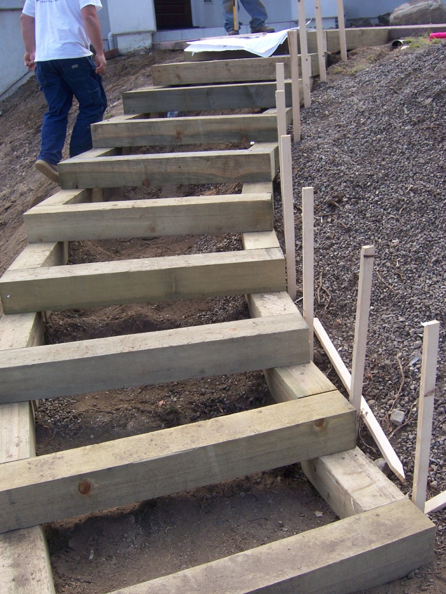 The 2 Minute Gardener Photo Landscape Timber Stairs