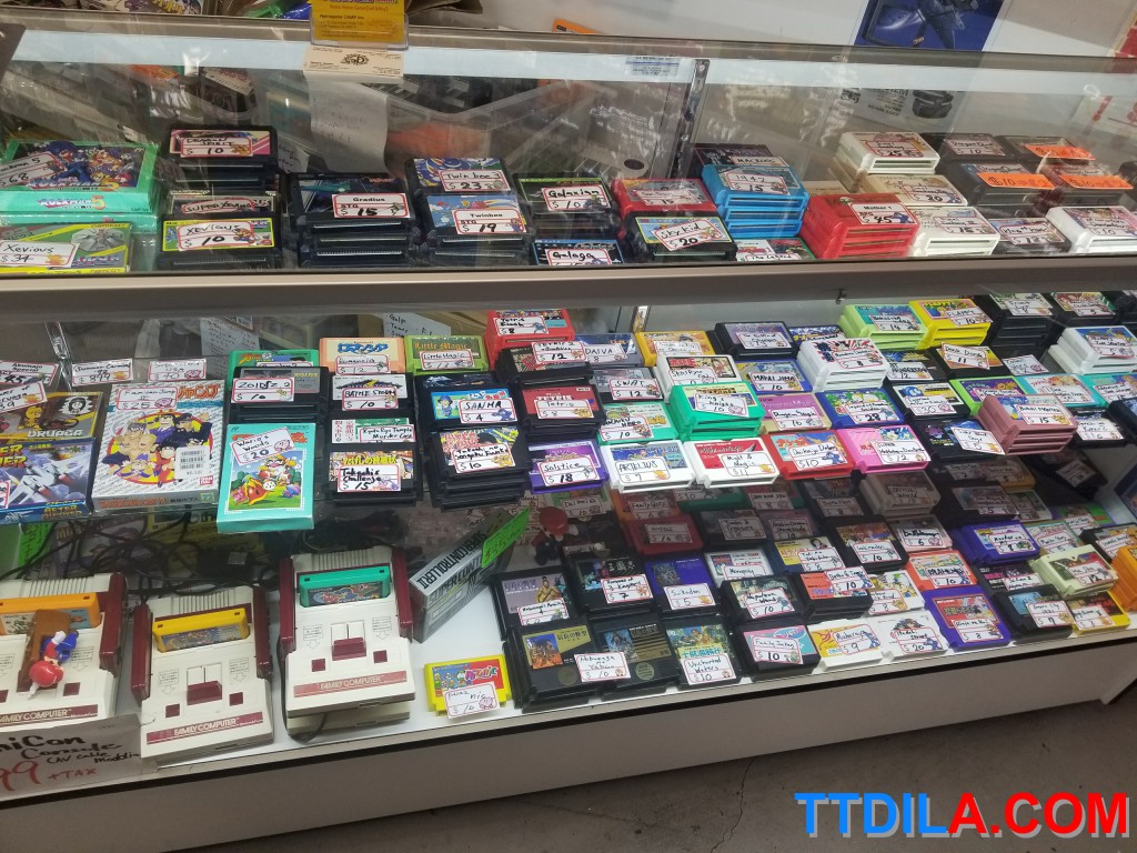 places that sell retro games near me