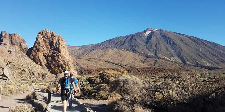 guided hiking tours near me