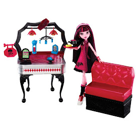 Monster High Draculaura G1 Playsets Doll