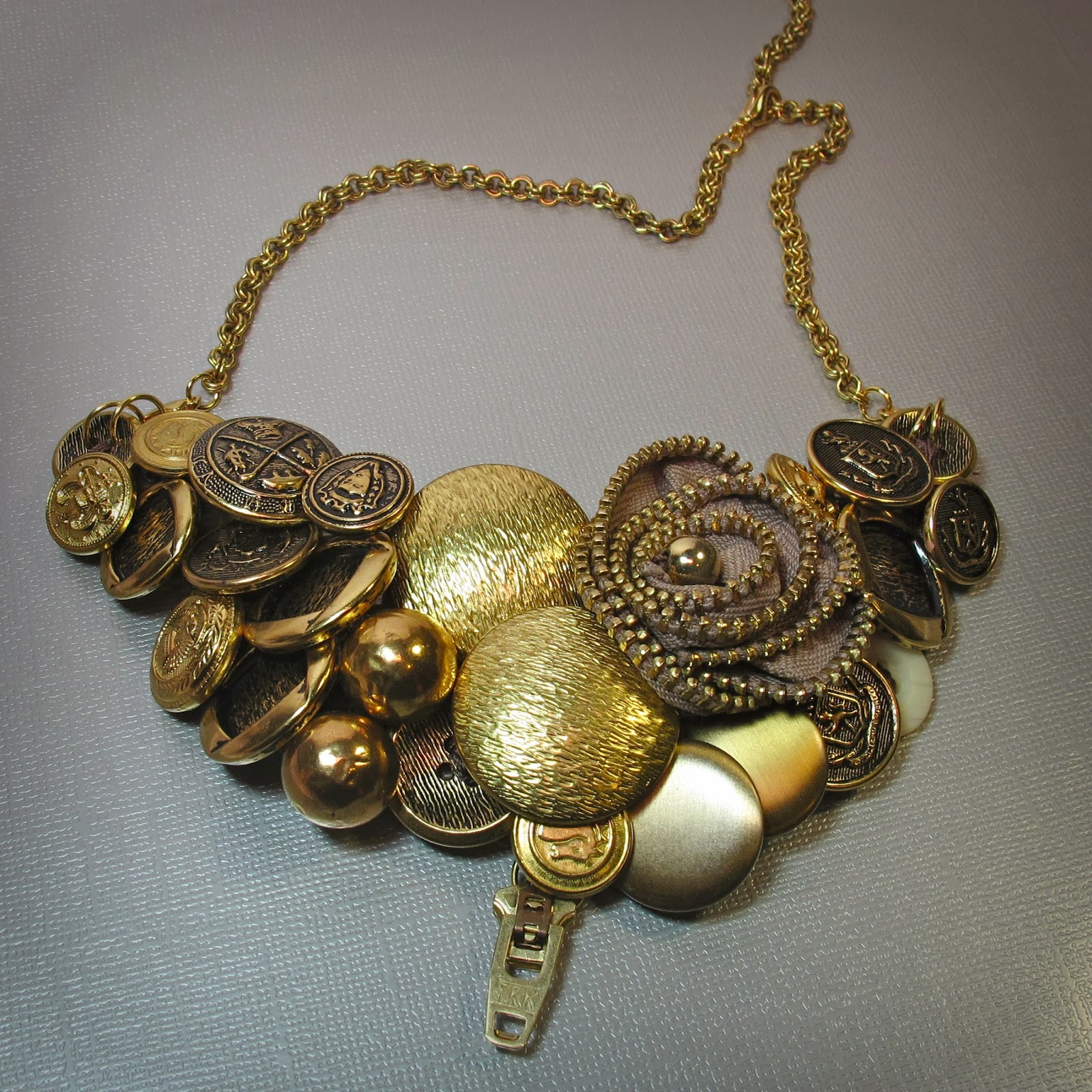 BluKatKraft: Vintage Button Necklace, Button Jewelry - DIY Jewelry