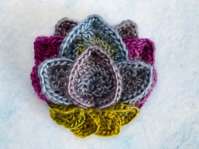 https://www.etsy.com/listing/633713905/lotus-flower-applique-crochet-pattern?ref=shop_home_active_16