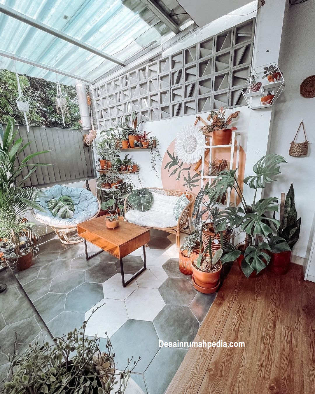 7 Contoh Gambar Keramik Teras Rumah yang Kekinian dan Unik - homesdesign
