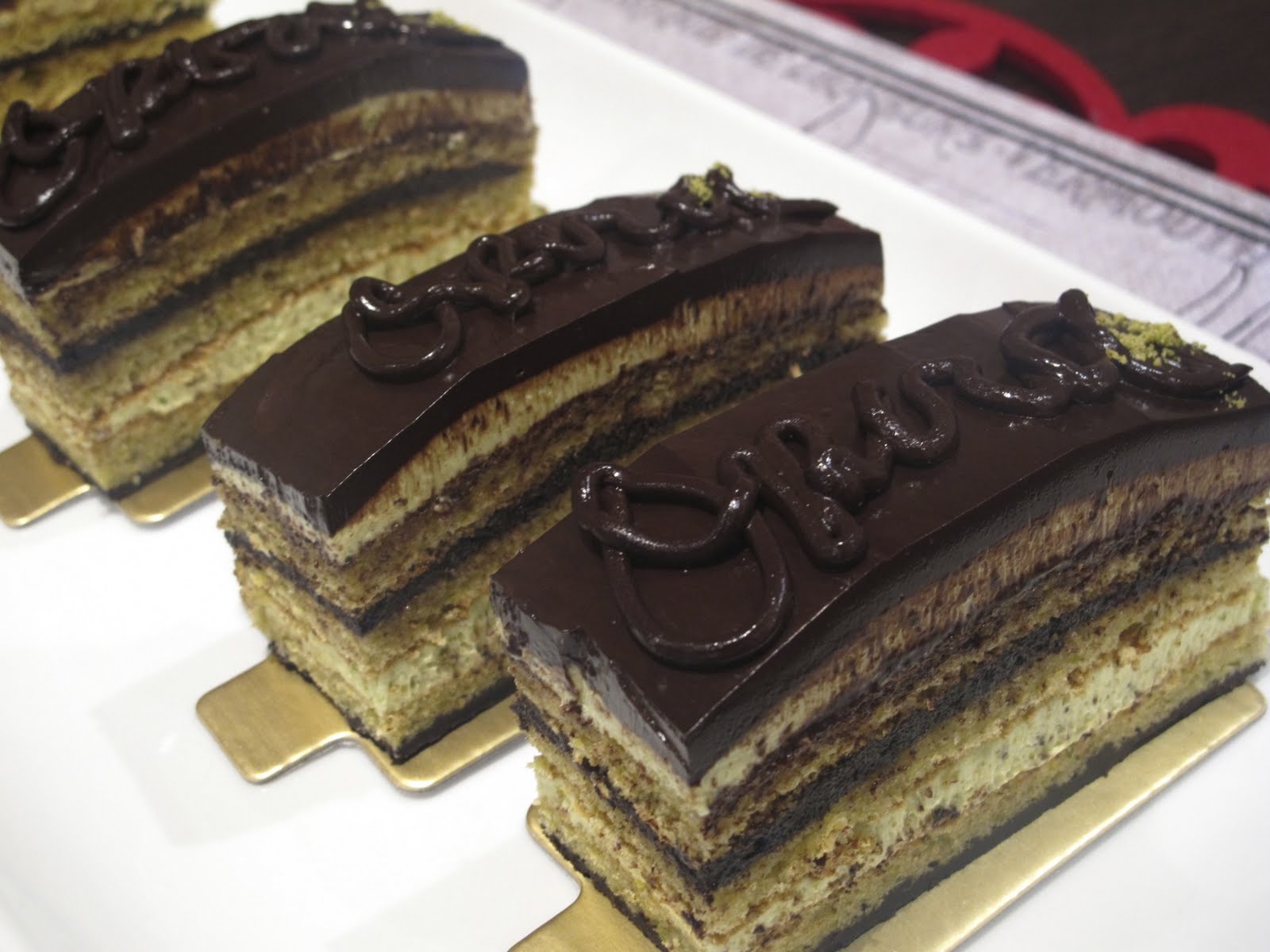 NoSetMenu: Opera Cake, Pistachio Opera