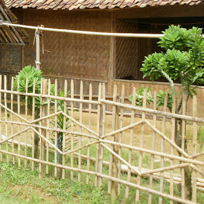 Pagar dari Bambu