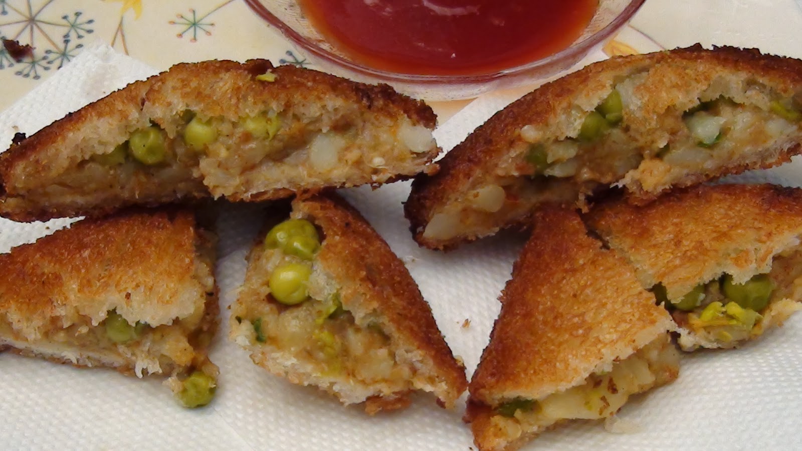 JK's Kitchen Potato Peas Toast Fry (Aloo Matar Toast ) JK's Kitchen