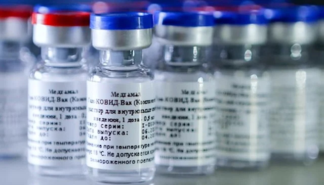 Rusia produce el primer lote de 15.500 dosis de su vacuna contra el Covid-19