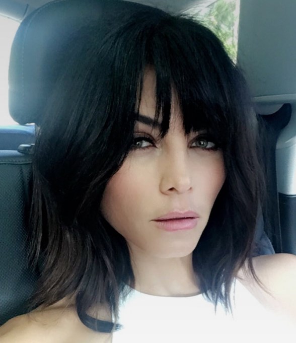 Kylie, Gigi, Rihanna đồng loạt thay kiểu tóc phong cách kylie gigi rihanna dong loat thay kieu toc ca tinh8 576x1024 Kylie, Gigi, Rihanna đồng loạt thay kiểu tóc phong cách