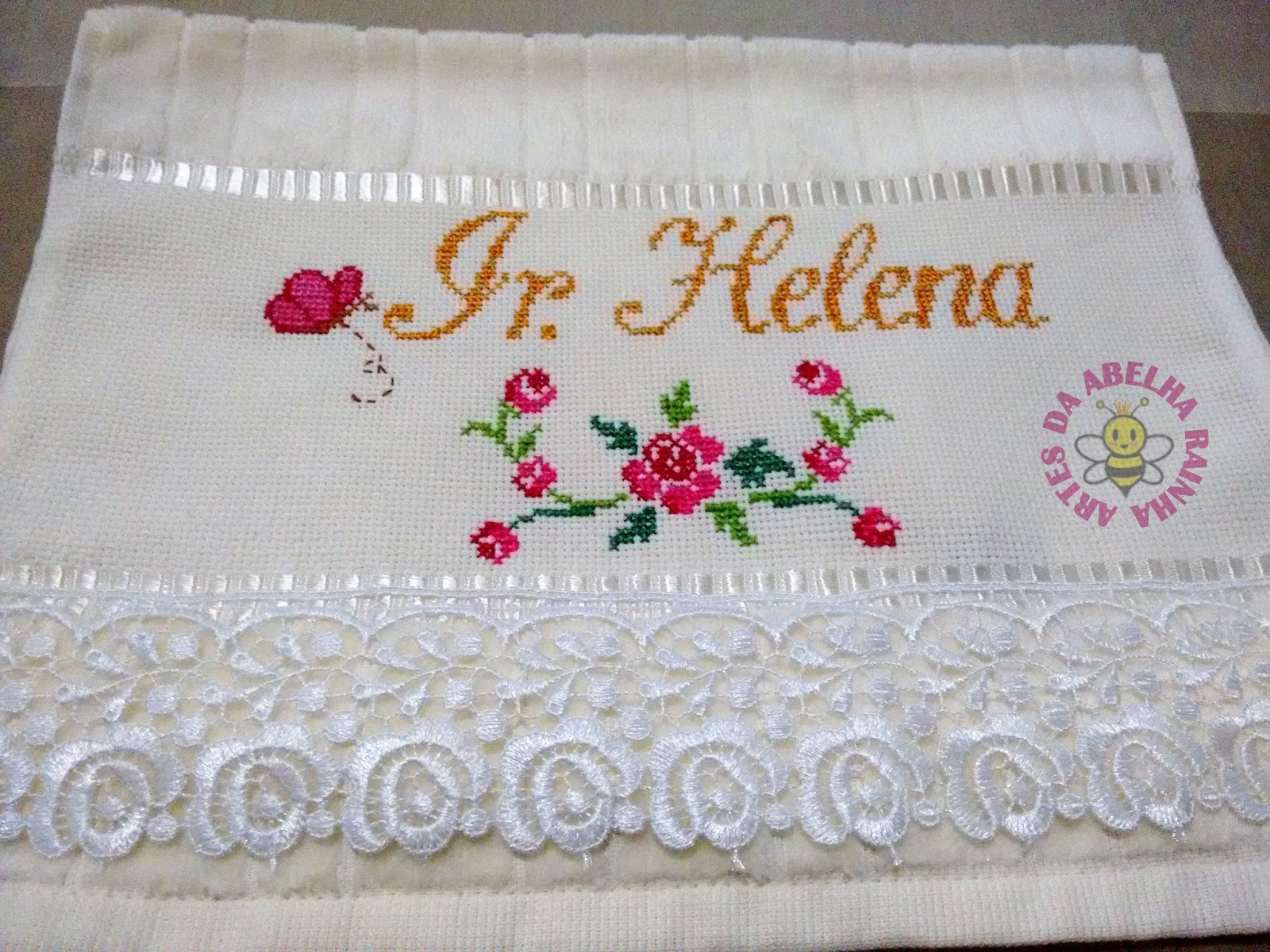 Artes Da Abelha Rainha Toalhas Personalizadas Com Flores Bordadas Artes Da Abelha Rainha Toalhas Personalizadas Com Flores Bordadas